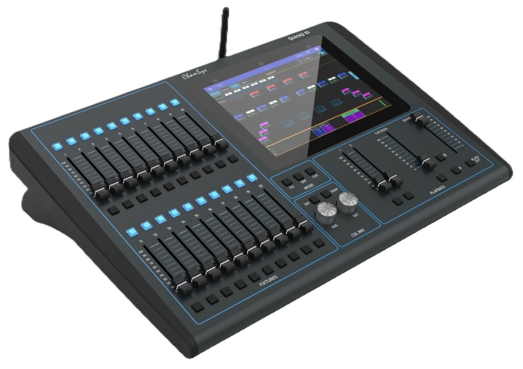Console Chamsys QuickQ 10 pour pilotage professionnel d’éclairage événementiel, compatible DMX